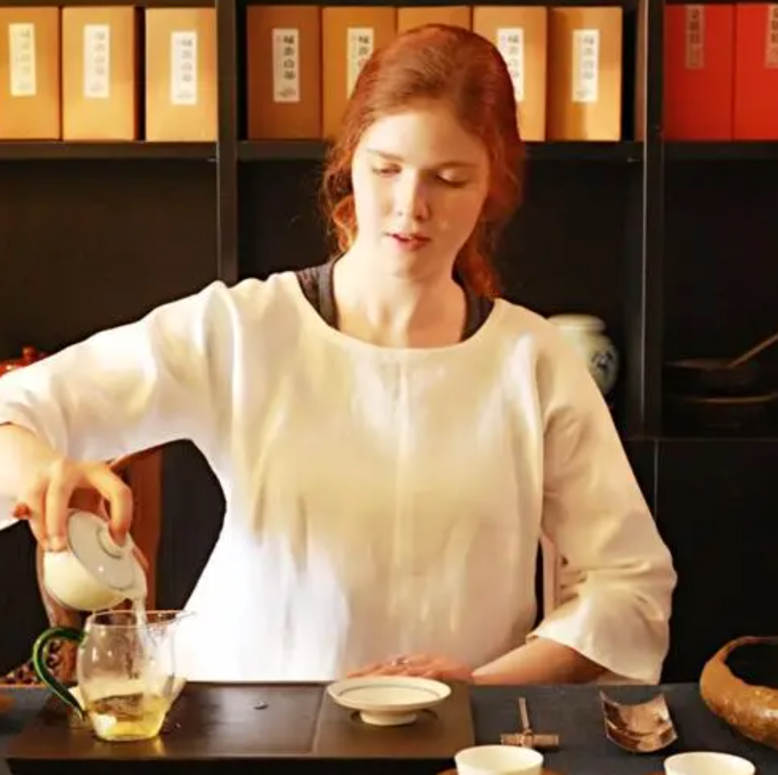 Why black tea is better than coffee Tea vs coffee caffeine